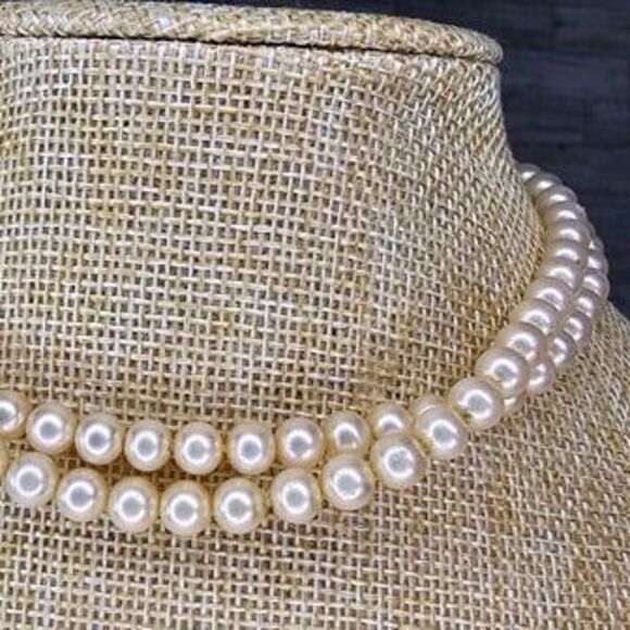 Trifari Double Strand Light Champagne Tone Faux Pearl Necklace 13"L + 2"Ext. - Picture 3 of 6